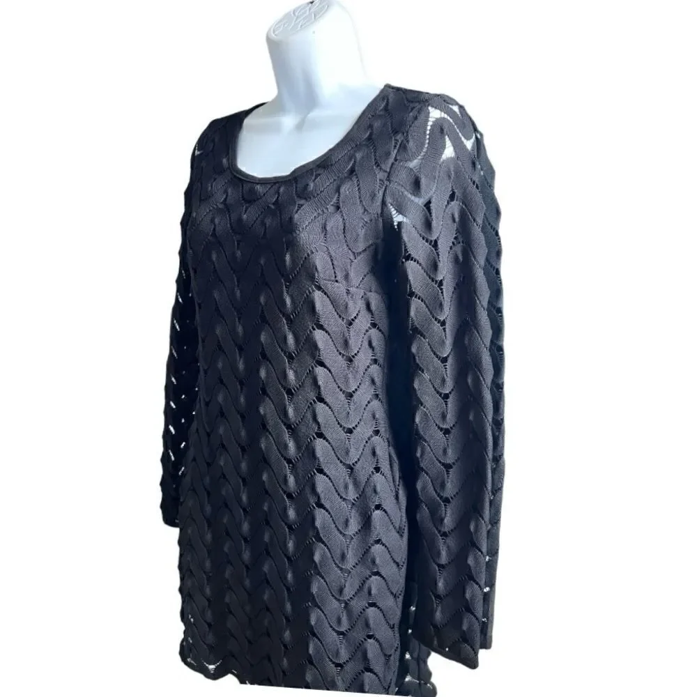 FREE PEOPLE Stretch Knit Long Sleeve Mini Dress Key Hole Back Size XS.